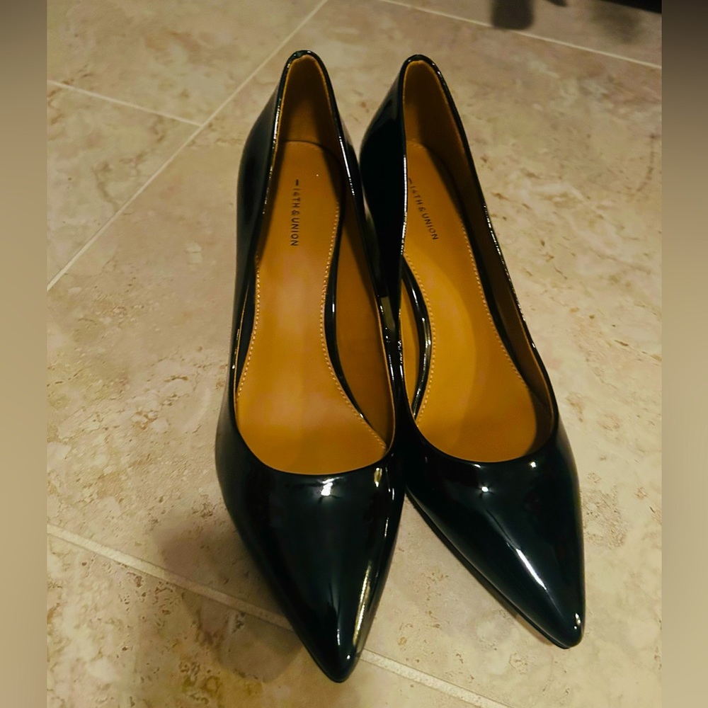 14th & Union Patent Leather Pump Sz 8